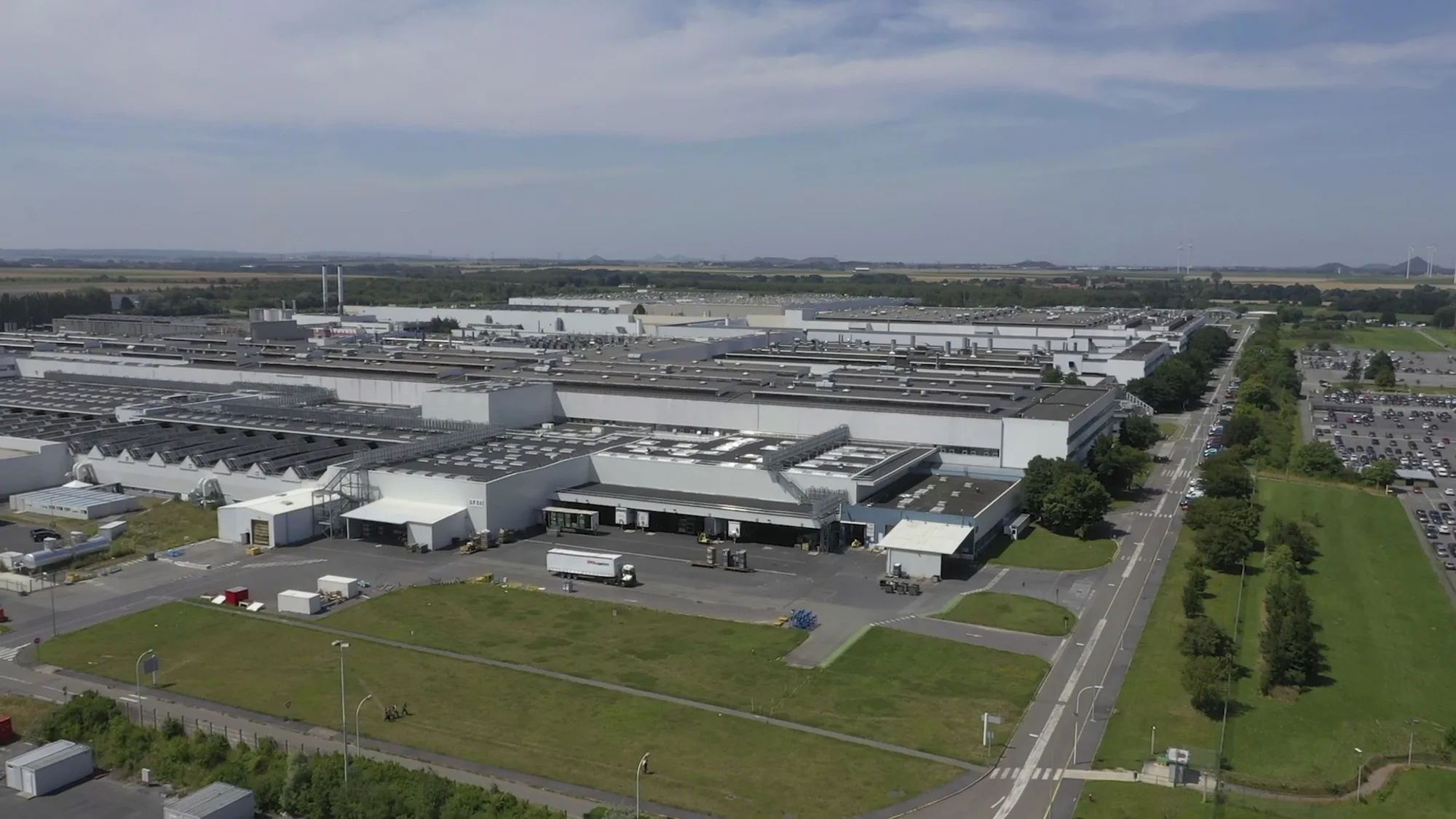 Inside Renault’s Electric Future: A Look at the Douai Factory Transformation