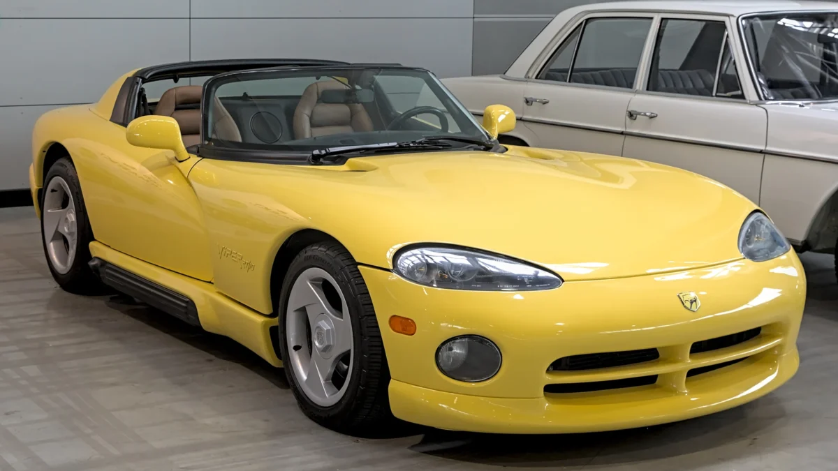 The original 1992 Dodge Viper RT/10 roadster, launched without airbags, ABS, or traction control as a deliberate engineering and marketing decision